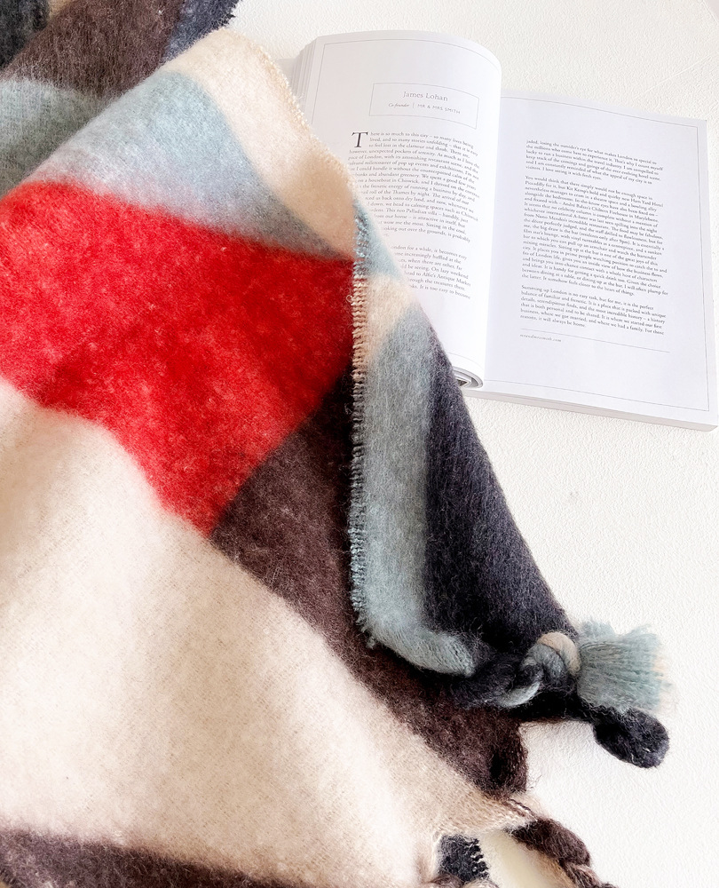 New Geometric Triangle Scarf Women in Winter with 100 Pairs of Tune, Green Hippocampus Hair Shawl for Women's Street_voghion.com