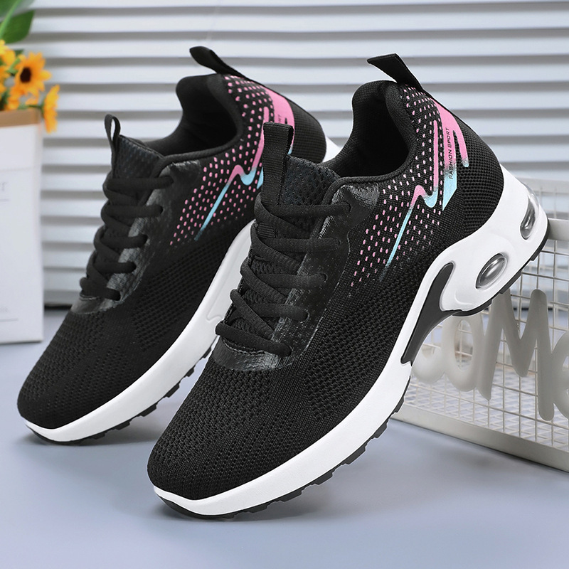 Zapatos mujer 2025 verano nuevo estilo cojín de aire deportes tejido volador zapatos casuales fabricantes suela suave transpirable comercio exterior zapatos transpirables mujeres