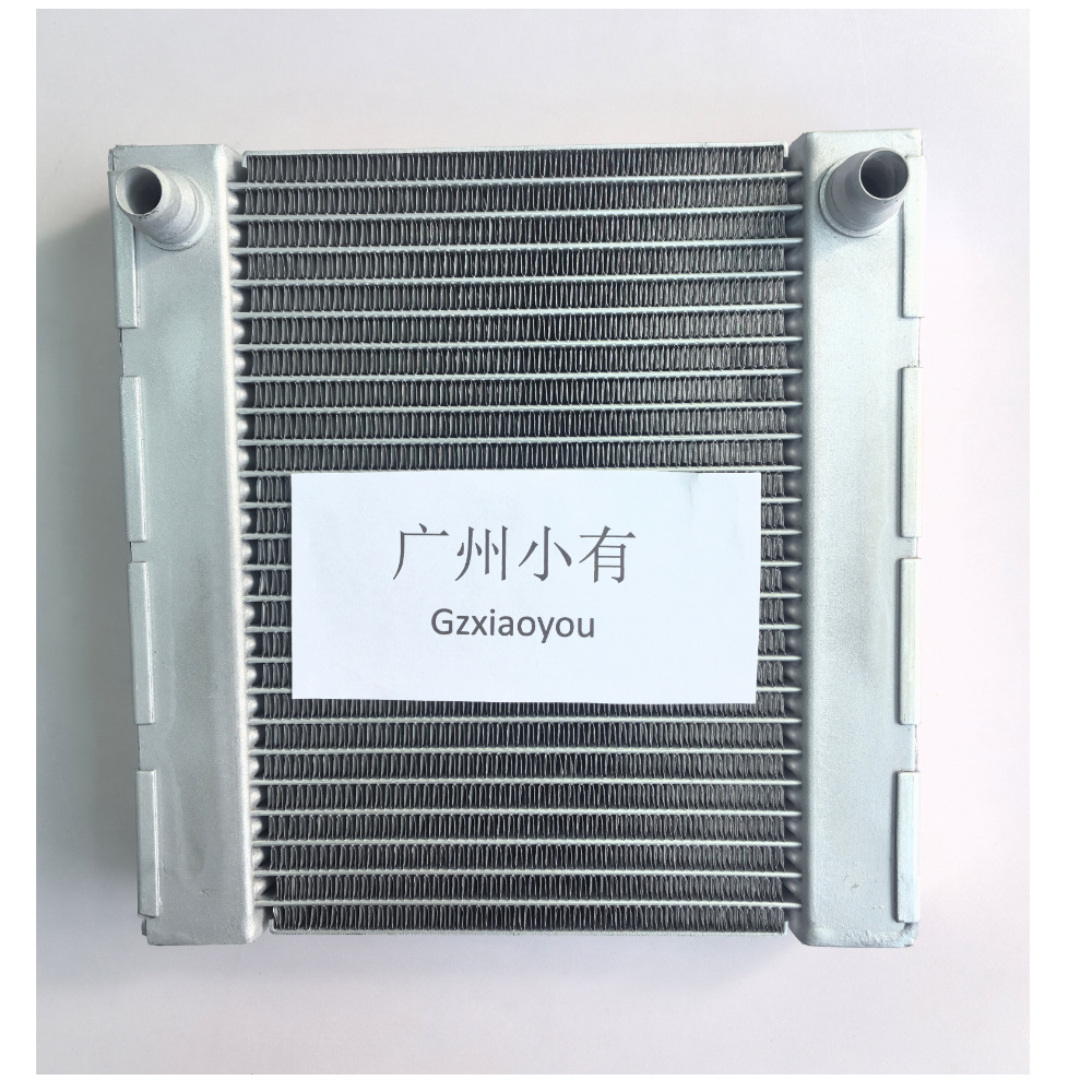 Factory direct sales water cooler for Mercedes-Benz W117/W463 right wheel cover water tank OE 0995003203