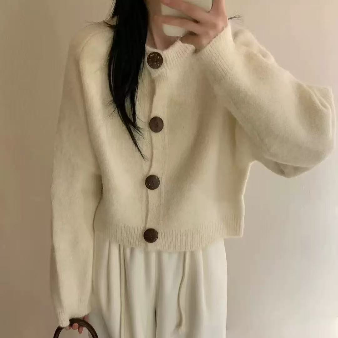 2025 New Cross-Border Lazy Style Sweater Cardigan for Women Korean Style Loose and Versatile Knitted Top for Small People Soft and Warm