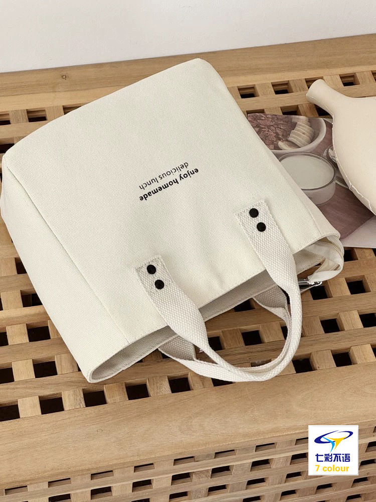 Lunch box bag, special bag, large-capacity letter single-shoulder handbag, niche design, retro and laid-back style handbag for going out undefined
