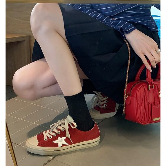 Soft Leather Lace-up German Training Shoes Star Canvas Shoes Women's Thick Sole Small Dirty Shoes All-match Casual Sneakers Red Shoes sneaker