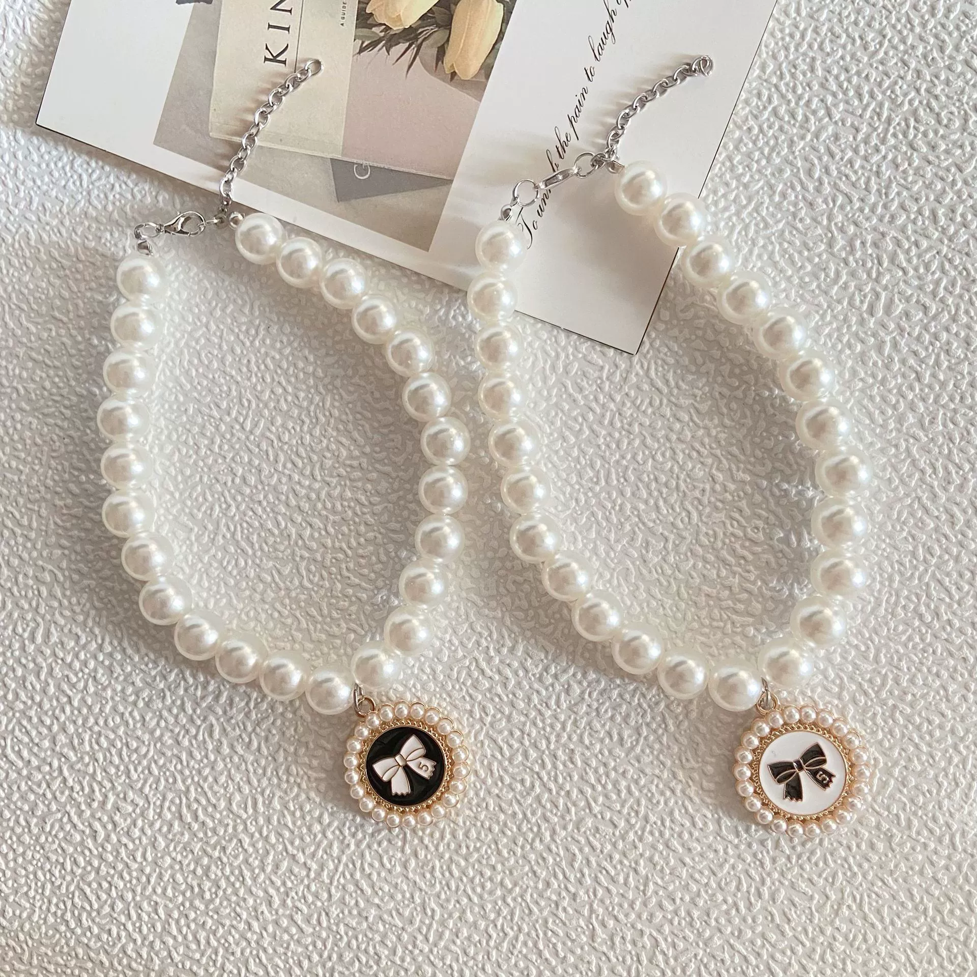 Специальное предложение: ожерелье для кошек и собак в стиле Chanel с жемчугом и бантом, аксессуары для питомцев, популярный товар для рэгдоллов, трансграничная торговля