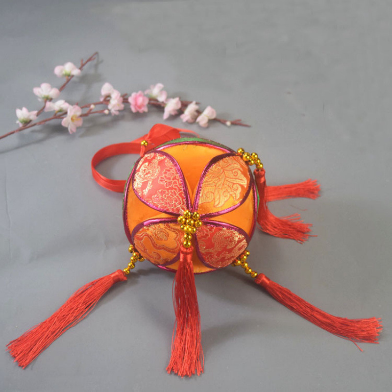 広西チワン族刺繍の特色のあるセンチメートルの刺繍の花の布の純粋な手作りの刺繍の道具|undefined