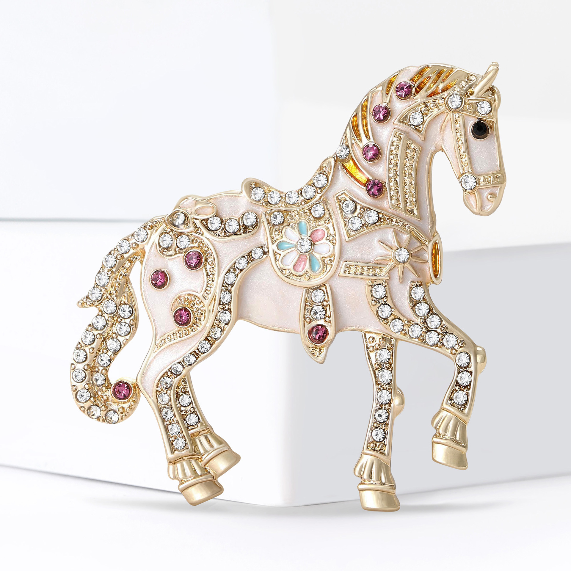 Cross-Border Diamond-Encrusted Palace-Style Enamel Light Luxury Horse Brooch for Men and Women, Suit Coat Brooch, Jewelry Pin, Zodiac Accessory