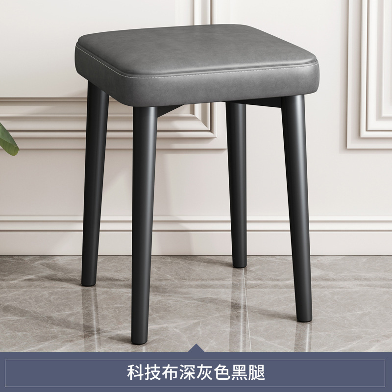 Silla de comedor de lujo ligera nórdica, taburete cuadrado de paquete suave apilable para el hogar, silla de mesa moderna simple, taburete de maquillaje para uñas