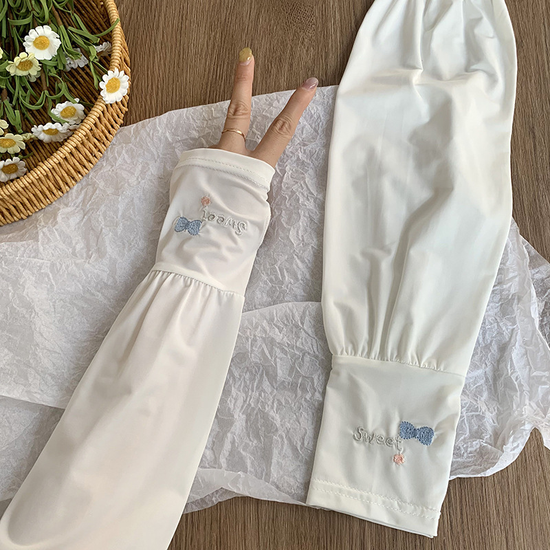 Protector solar suelto para conducir mangas de seda de hielo para mujer de verano estilo fino para andar en bicicleta, sombrilla, mangas de protección transpirables, brazos y brazos al por mayor