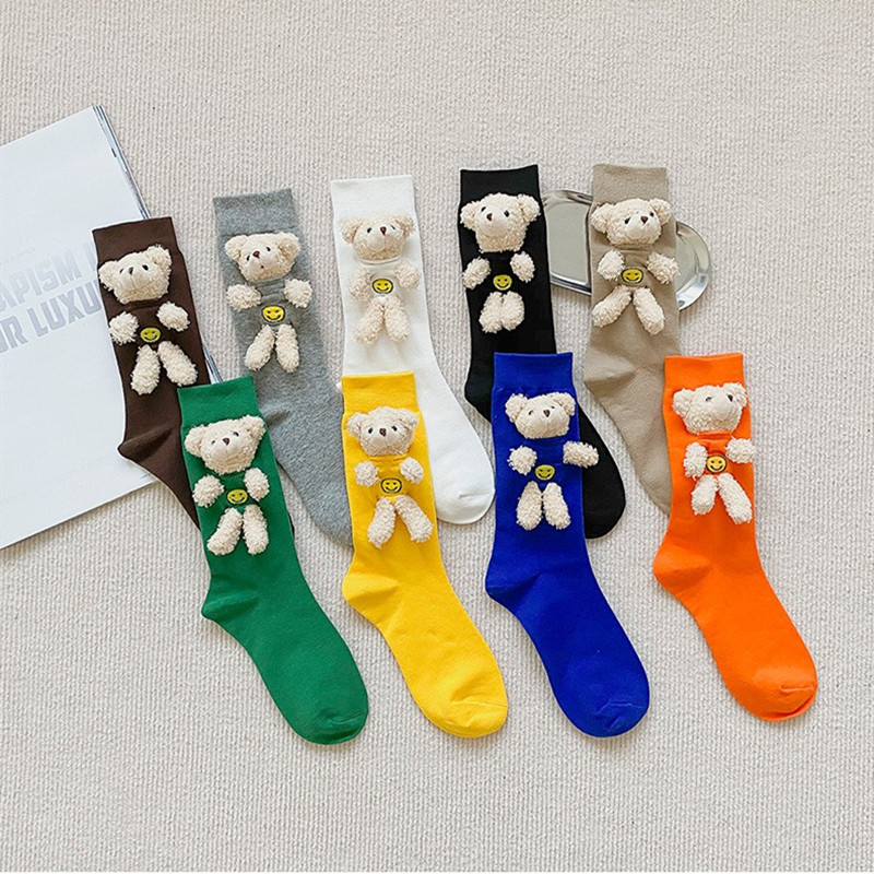 Calcetines de mujer primavera y verano color caramelo tridimensional nueva moda calcetines europeos mujeres ins lindo oso tridimensional calcetines estilo coreano