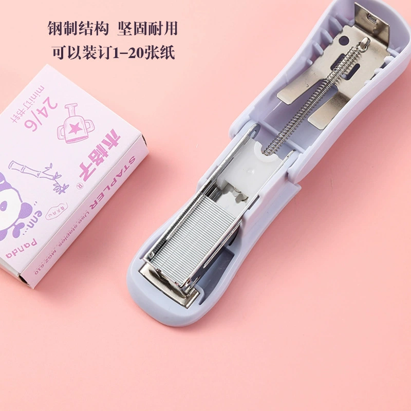 Небольшой мультяшный универсальный набор