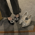 春季爆款高跟鞋女小众设计侧空法式尖头鞋子细跟小香风水钻单鞋