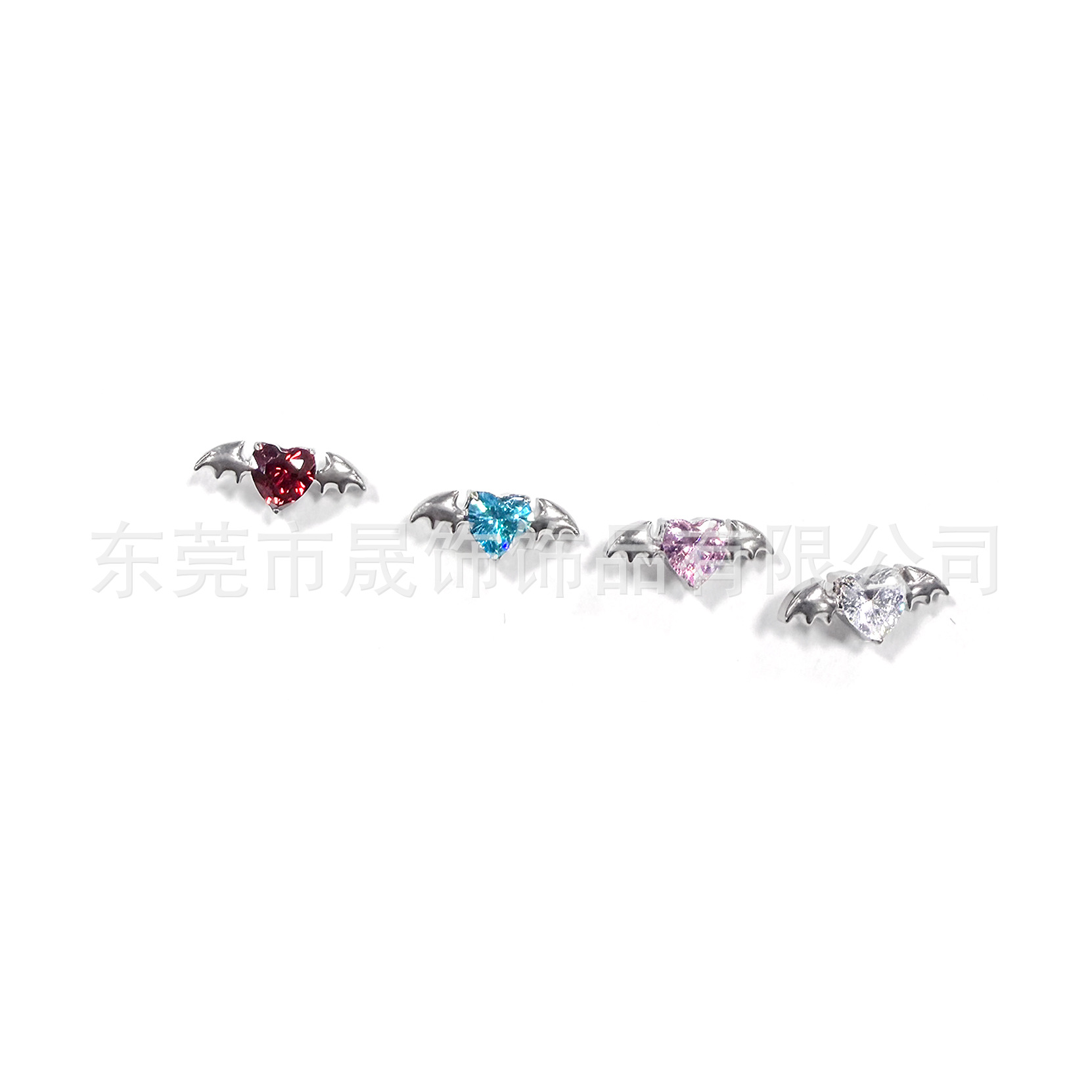 F136 Titanium Alloy 蝙蝠翅膀 Studded Heart Cubic Zirconia Ear Stud G23 Titanium Internal Thread 人体 Piercing Jewelry