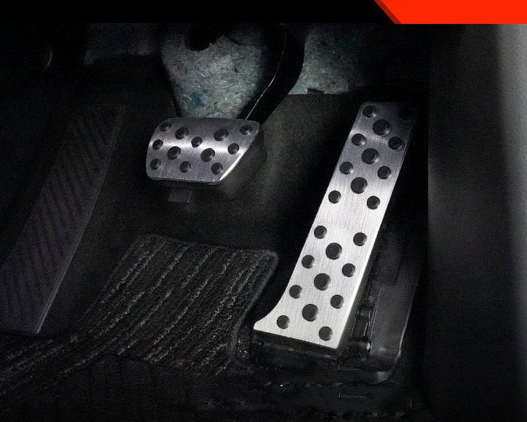 Suitable for 24 Lexus LBX modified accelerator brake anti-skid special pedal auto accessories