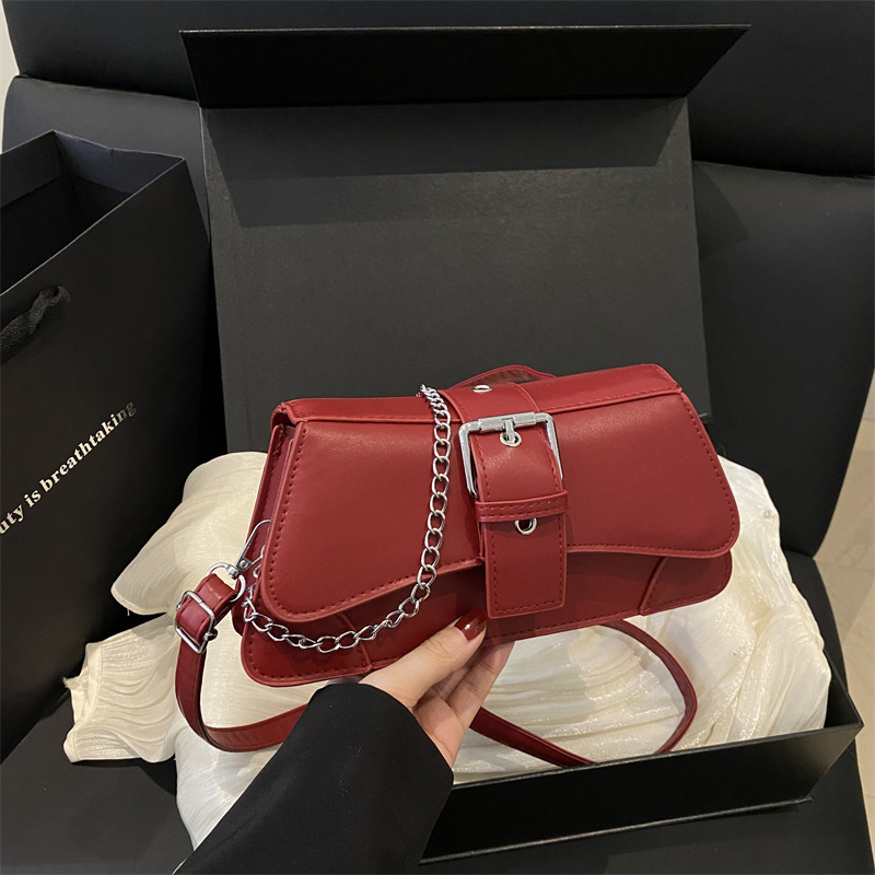 Niche Design American Retro Hottie Motorcycle Bag 2025 New Bag Women's Leather Armpit Bag Shoulder Handbag