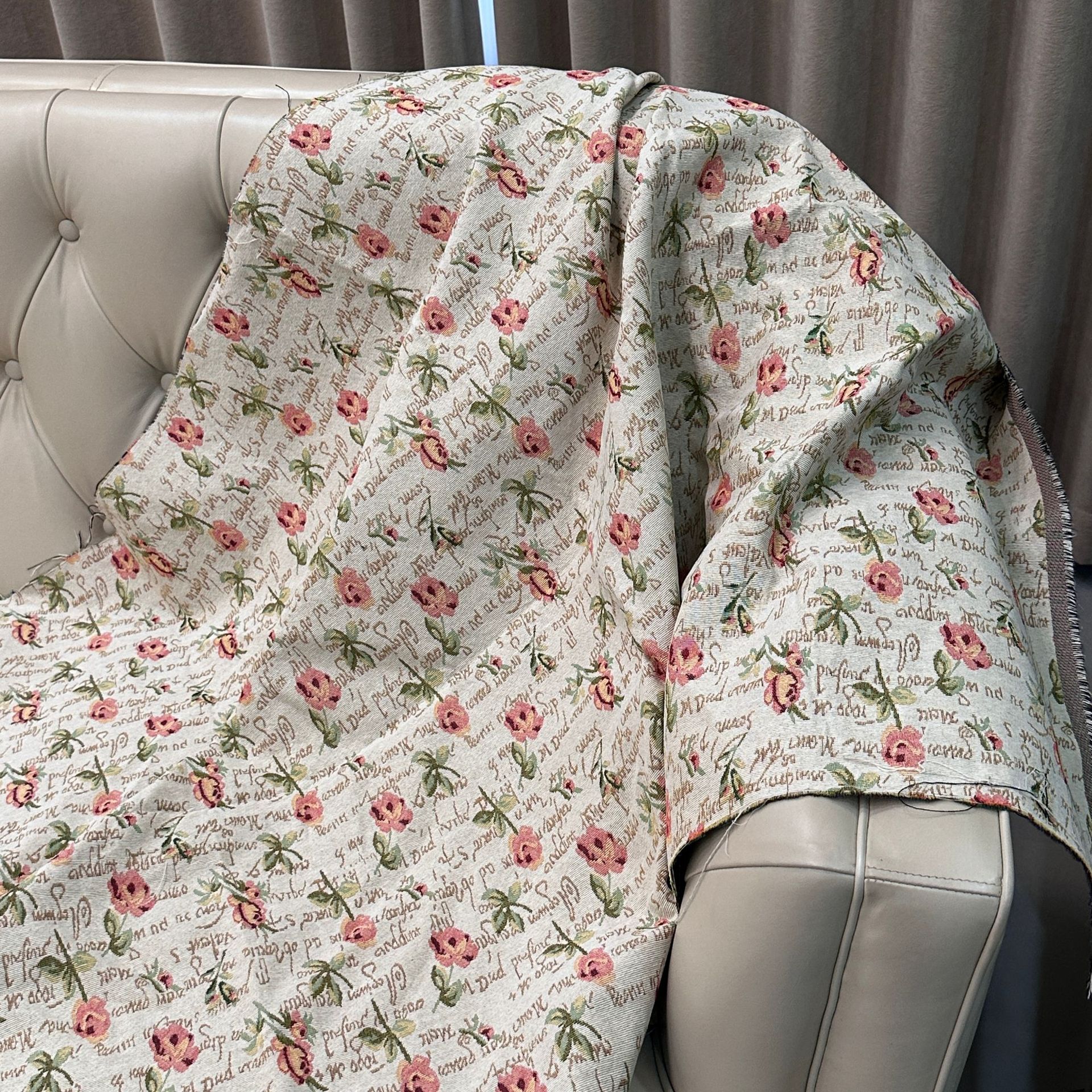 Nuevo estilo retro tela jacquard de alta precisión DIY mesa de mesa bandeja envuelta pecho zapatos superiores bolsa falda ropa de mujer