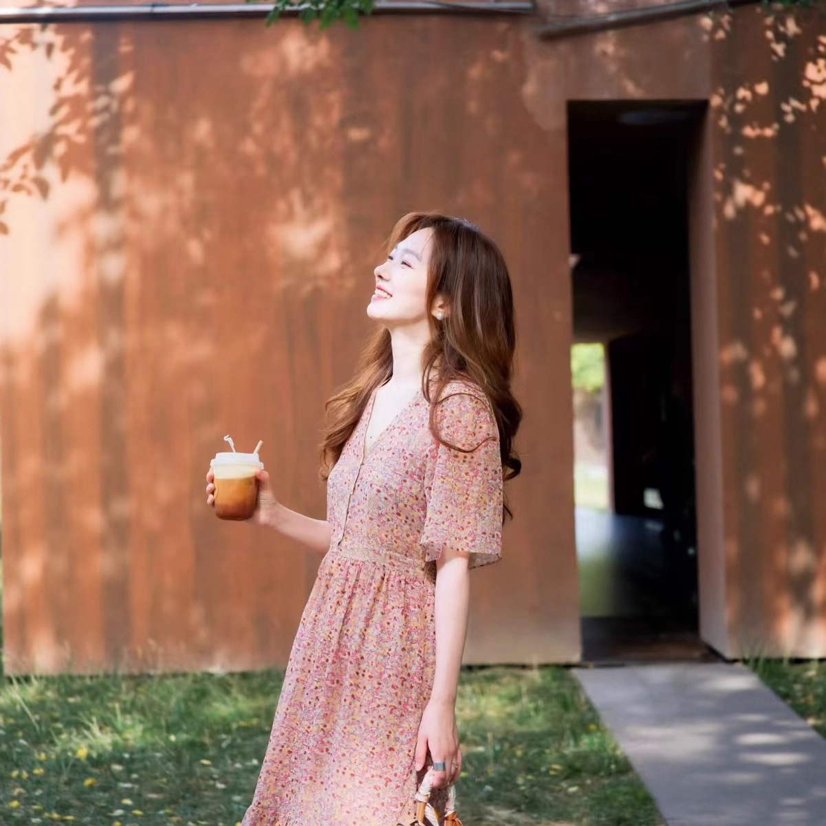 桑蚕丝真丝连衣裙女100％桑蚕丝纯色高品质精品名牌大牌女装