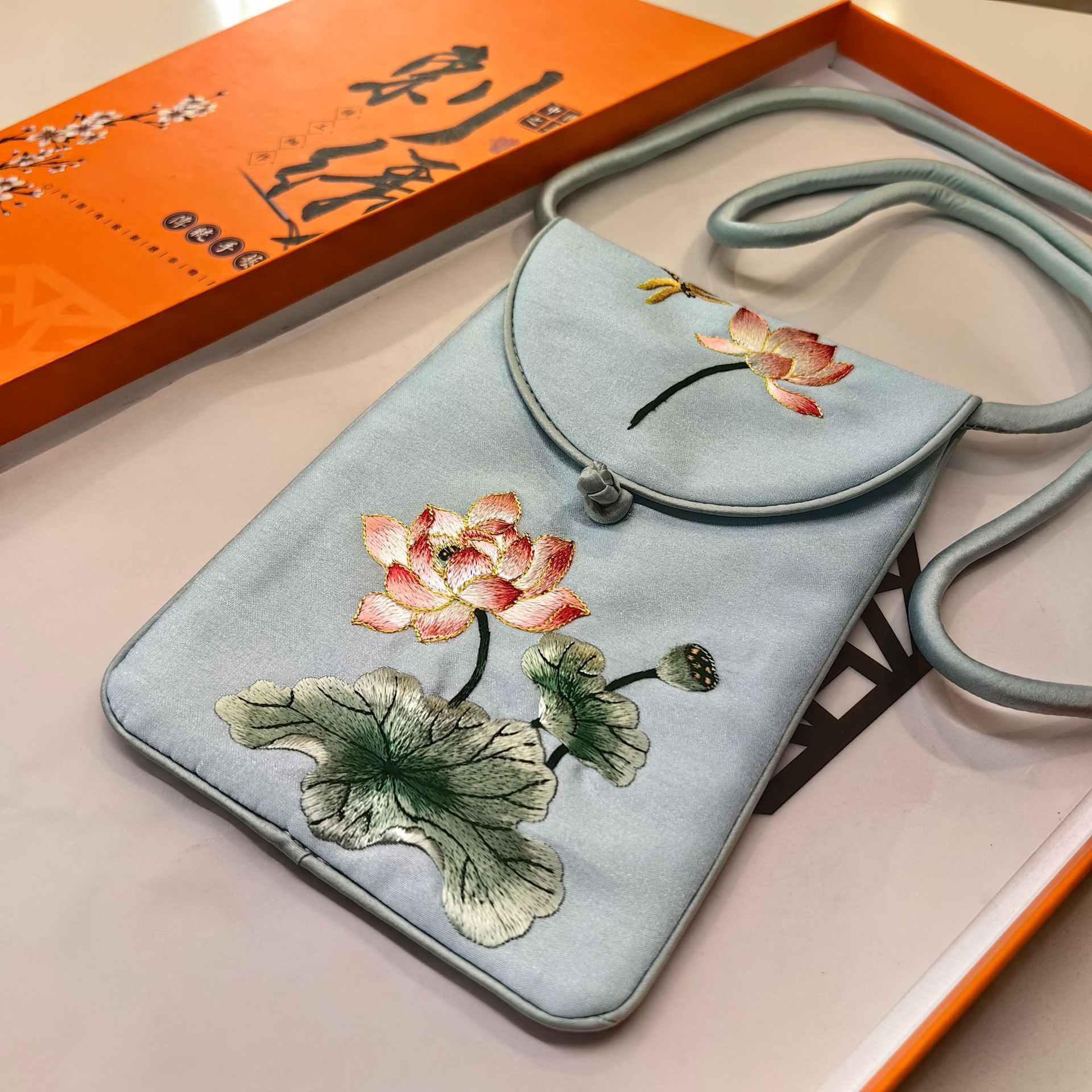 【Dropshipping】Bolso para teléfono bordado de estilo chino, nuevo bolso para teléfono con bordado Su de estilo chino, bolso de lona bordado, bolso cruzado