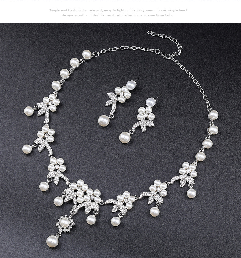 Luxurious Leaves Alloy Plating Artificial Pearls Rhinestones Women's Earrings Necklace display picture 6