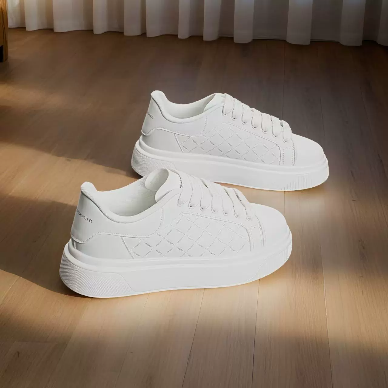 Мужская и женская обувь Кожаная кожа, модные тенденции, удобные легкие повседневные туфли