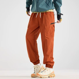 冲锋衣、裤;户外皮肤衣/防晒衣;运动T恤