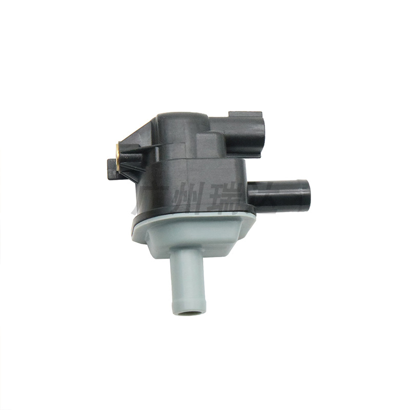 PE01-18-751 136200-7230 para el punto de la válvula solenoide del tanque de carbón Mazda