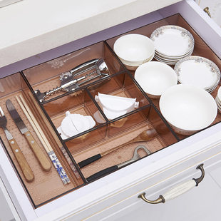 Tableware for boxes, storage box, plastic storage system, makeup box