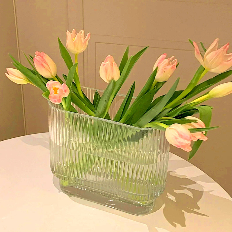 Net red glass vase Nordic inspiration