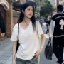 宽松v领薄款短袖t恤