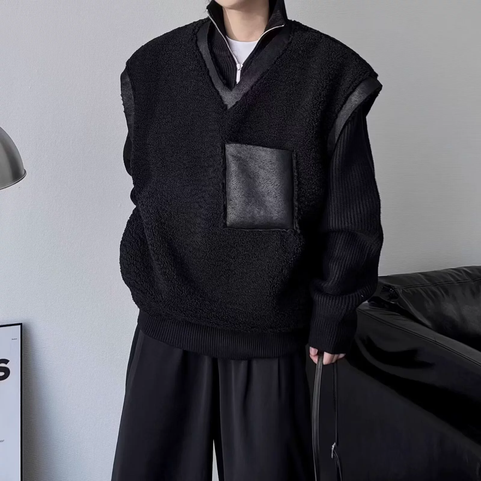 Темный толстый меховый жилет 2024 осень и зима для мужчин и женщин повседневный дизайн минималистичный