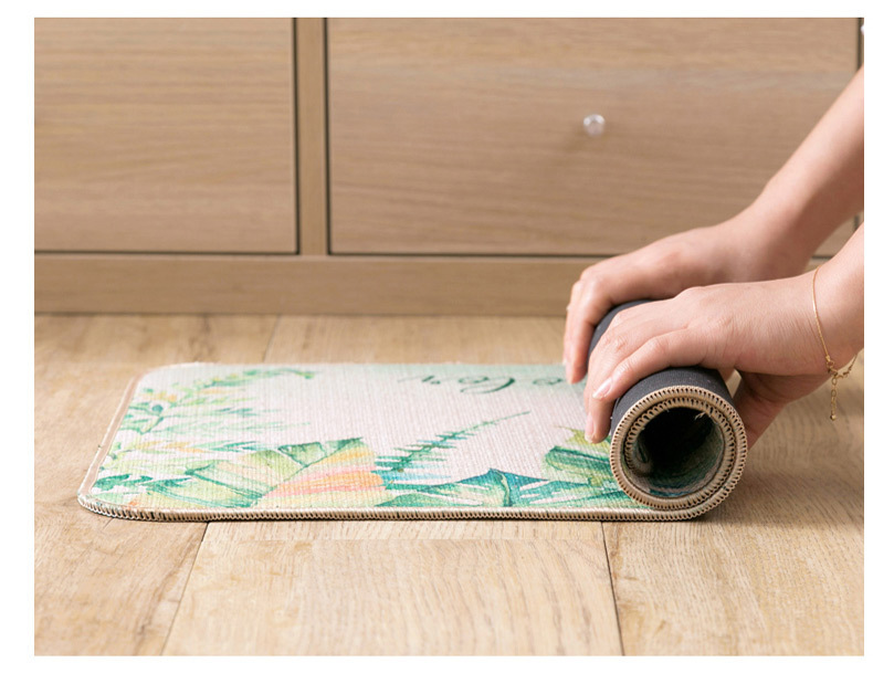 Cartoon linen floor mat for home use, washable, absorbent, quick-drying, non-slip, easy to maintain, dirt-resistant, wear-resistant bathroom mat