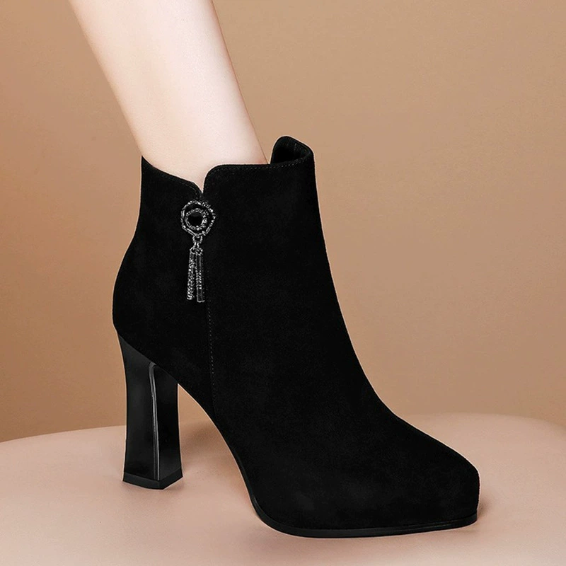 Матовая кожа осенние и зимние туфли на высоком каблуке короткие сапоги женские толстые каблуки одиночные сапоги 2023 новые стразы водонепроницаемый стол женские хлопчатобумажные сапоги