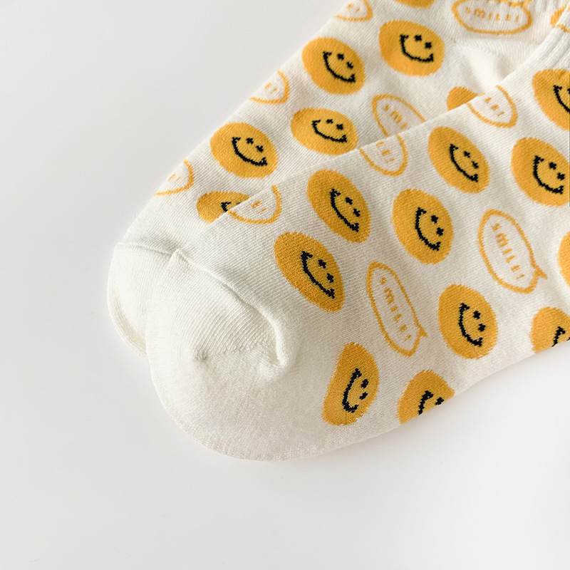 44g Weight Socks Classification Socks Lingerie Type Cotton Fabric Type A Pair Quantity Daily Occasion Smile Face Pattern Winter, Autumn Season Women's Gender Simple Style Style Women's Simple Style Smile Face Cotton Crew Socks A Pair 13
