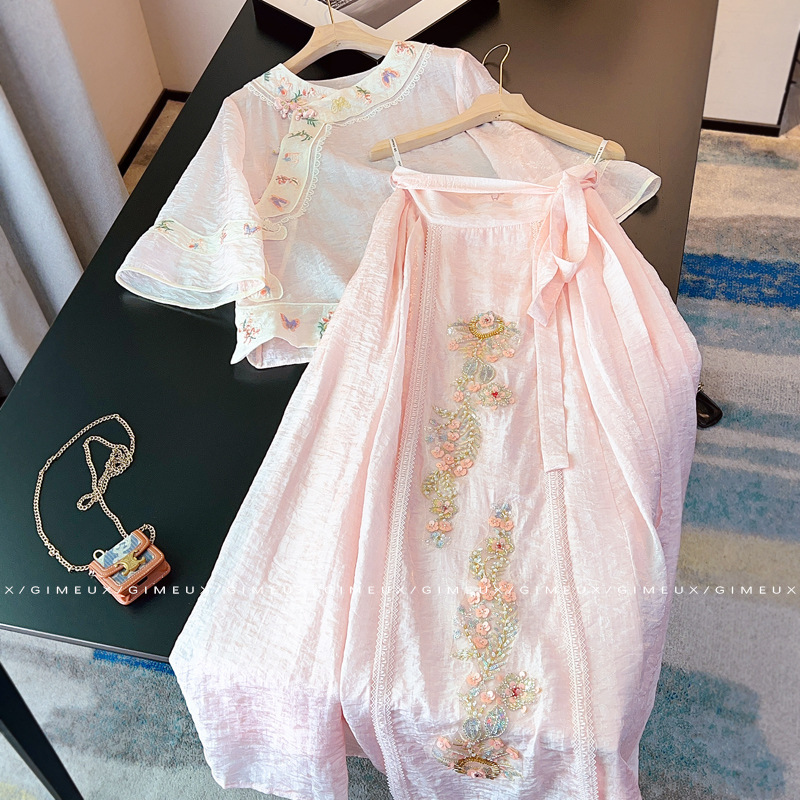 Tang Suit Improved Ancient Style Han Dynasty Women's Clothing Complete Set 2025 Summer New Chinese Style Daughter's Elegant Sweet Age-Reducing Suit Tang Suit Improved Ancient Style Han Dynasty Women's Clothing Complete Set 2025 Summer New Chinese Style Daughter's Elegant Sweet Age-Reducing Suit