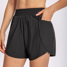 跨境外贸假两件运动短裤女春夏健身侧拉链口袋速干宽松休闲瑜伽短