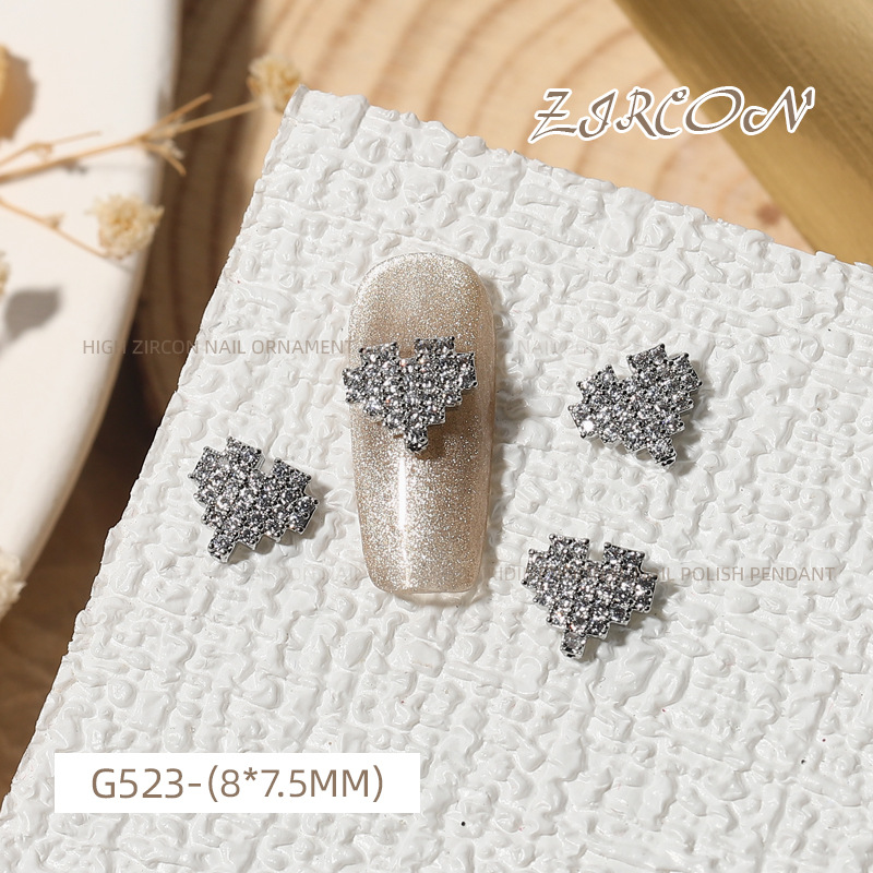 Internet Celebrity full Diamond Love circón Luz de lujo joyería de uñas perla colgante de metal en forma de corazón diamante oro plata fototerapia Decoración