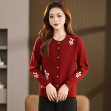 秋冬圆领长袖针织开衫女时尚花卉拼接长袖毛衣新款宽松百搭上衣