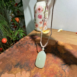 Hotan Jade Qingshui Pendant Really Has Unrejectable Gentleness and Healing 43/24/11 Safe Card