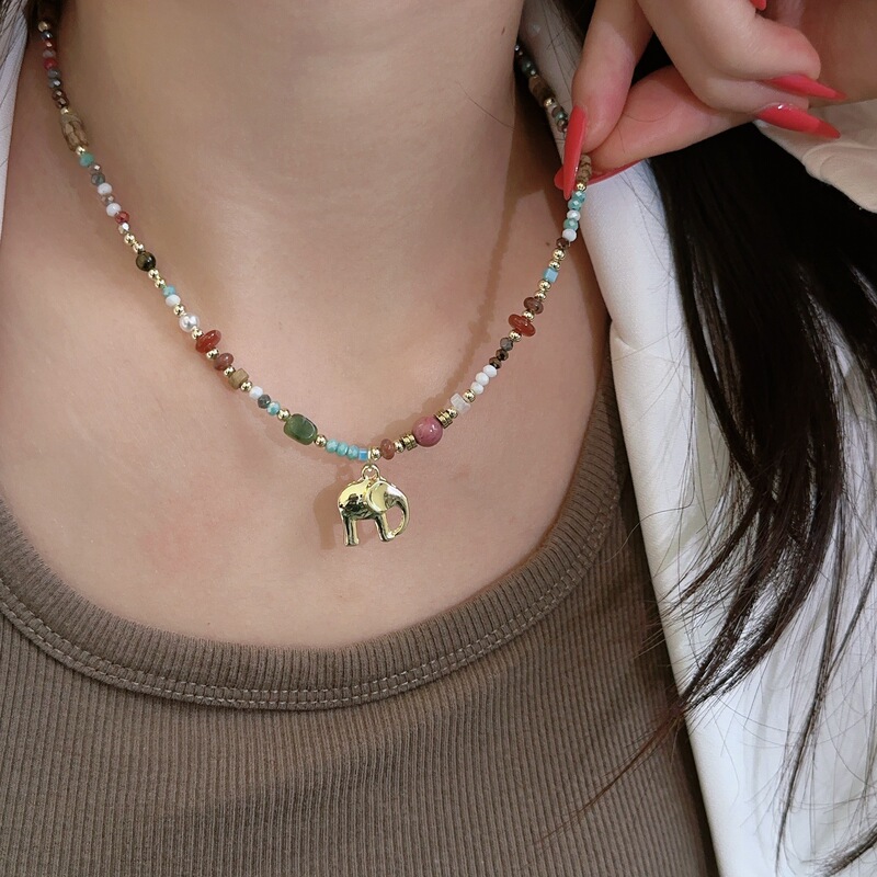 Natural Stone Beaded Auspicious Elephant Necklace Women's High-end Light Luxury Niche Design Explosive Woolen Chain Necklace Accessories