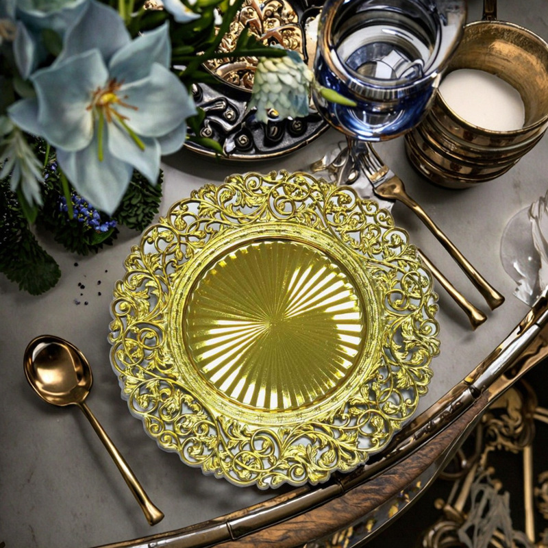 Foreign Trade 13inch Retro Hollow Carved Decorative Plate Wedding Hotel Plastic Charger Plate Plate Foreign Trade 13inch Retro Hollow Carved Decorative Plate Wedding Hotel Plastic Charger Plate Plate