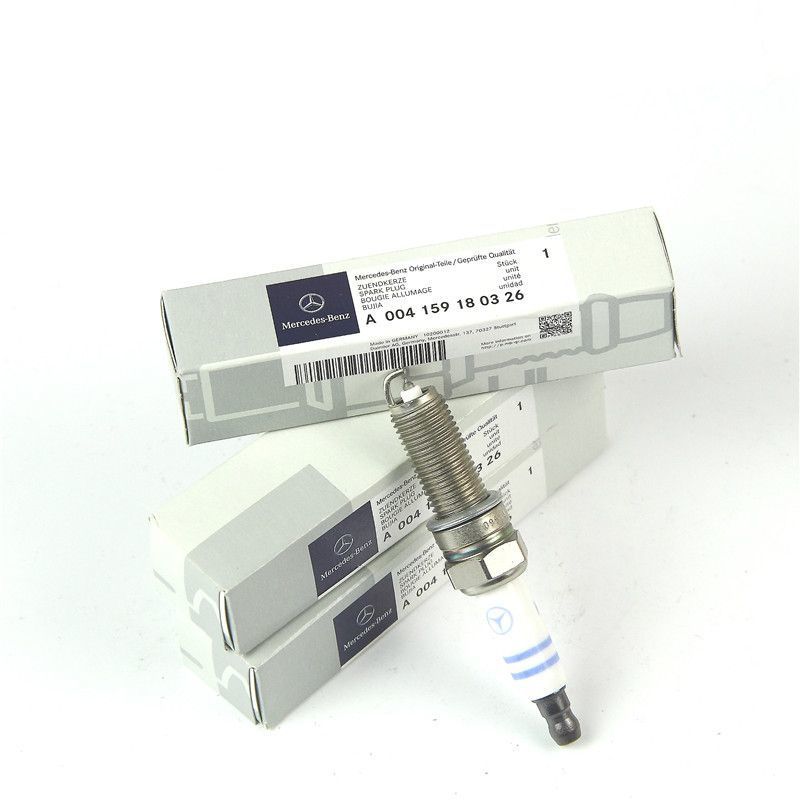 Applicable to Mercedes-Benz C200 E260L GLK300GLB/S/E-Class C- Class adaptation ML350 GLC GLE spark plug