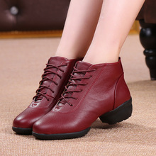 秋冬季舞蹈鞋女士软底跳舞鞋带中跟广场舞女鞋春季透气水兵舞鞋老