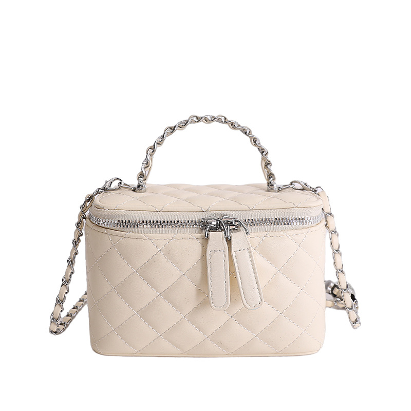 Bagos de mano de viento de fragancia para mujeres 2026 nueva moda cadena de diamante bolso de hombro ligero bolso de caja de nicho image 12