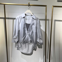 デパートの同金2025夏の新型雲煙灰ファッション偽2枚の日焼け止めシャツの上着の女性3 g4220281