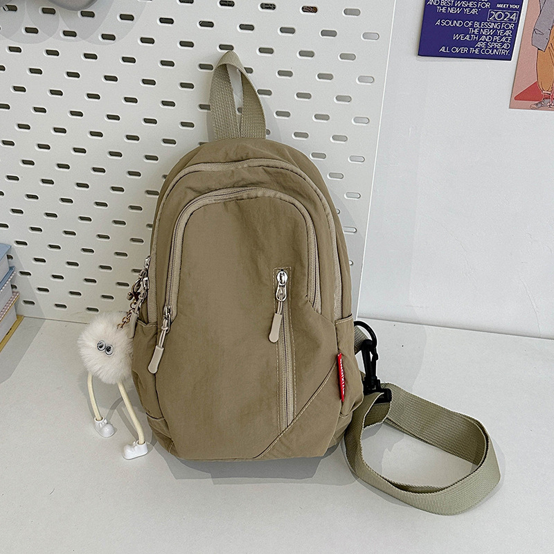 카키 플러스 펜던트