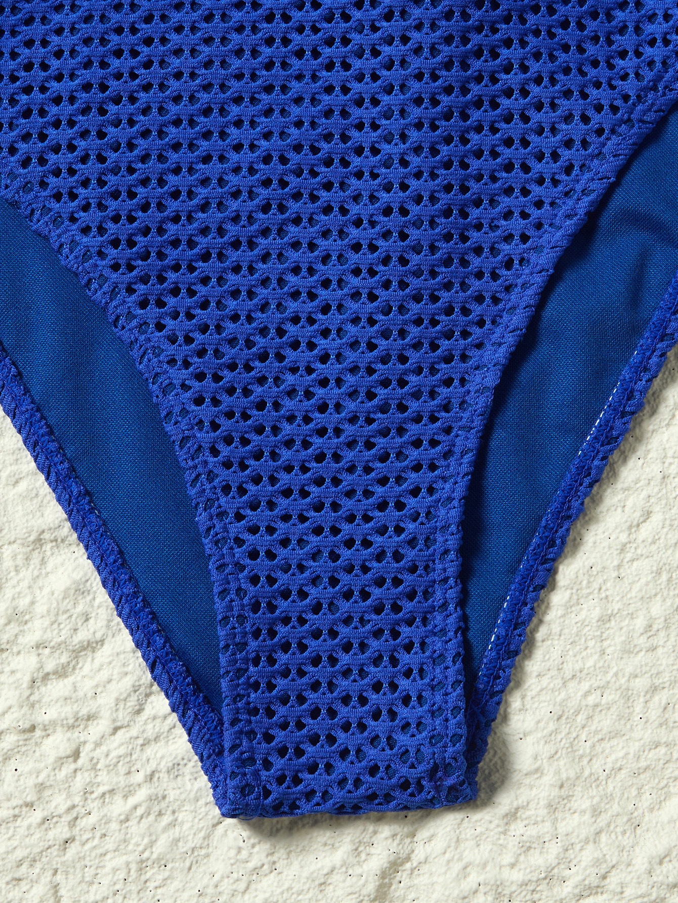 Nuovo stile bikini da donna europeo-americano in rete traspirante e altamente elastico, costume da bagno due pezzi, molto venduto in Russia_voghion.com