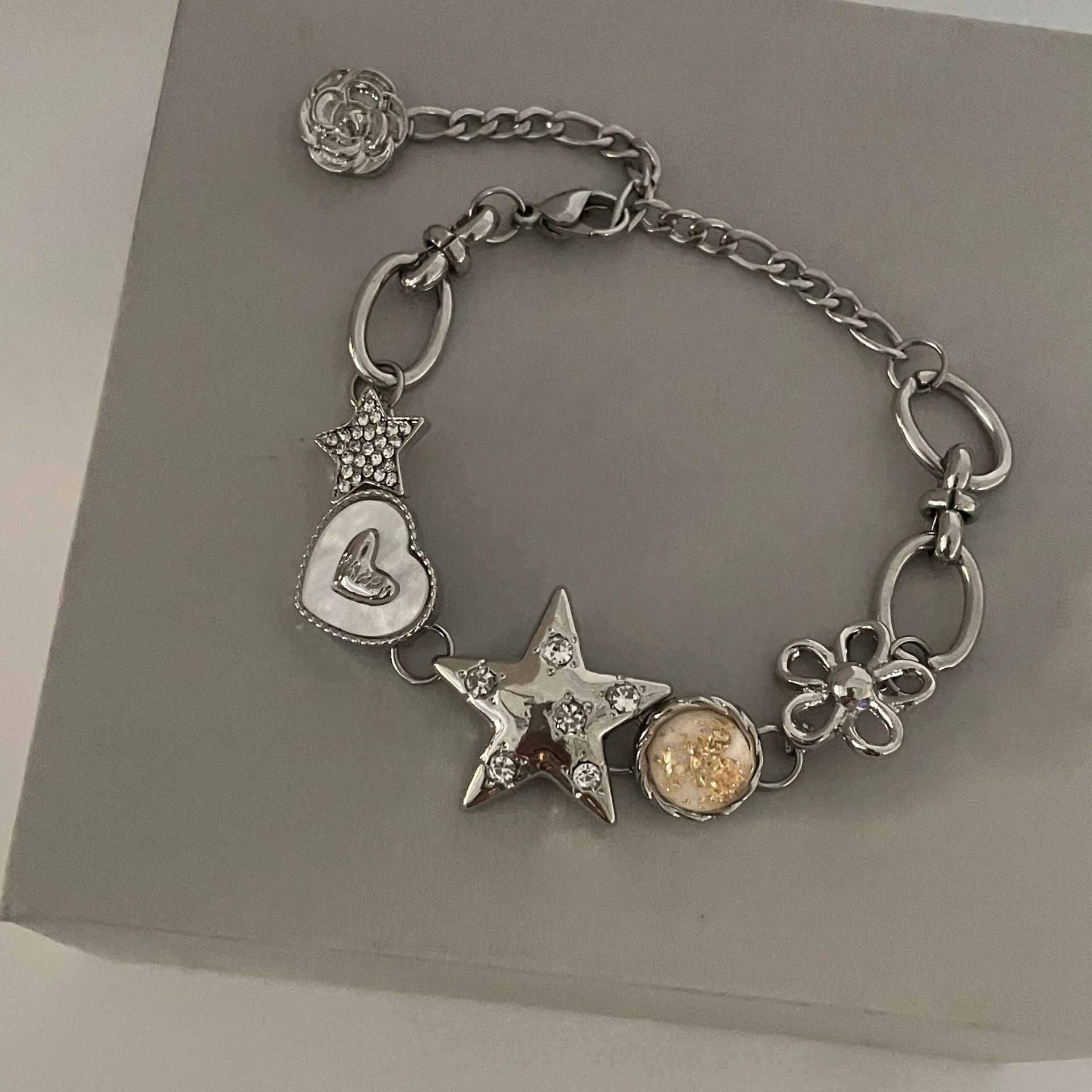Zircon Inlay Material Simple Style Star Alloy Inlay Zircon Women's Bracelets