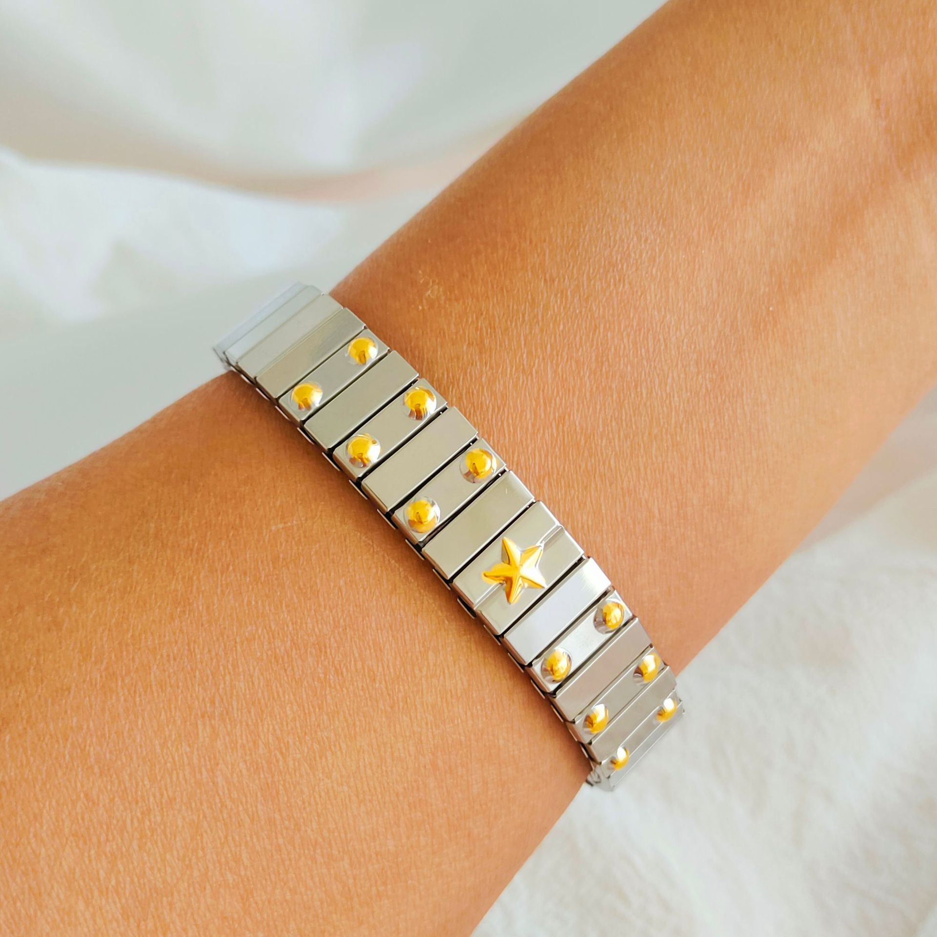 T-shirts & Shirts display picture 5