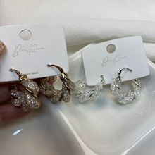 比比卡娜~~轻奢时髦镂空缠绕金属耳环耳钉高级感大气复古气质耳饰