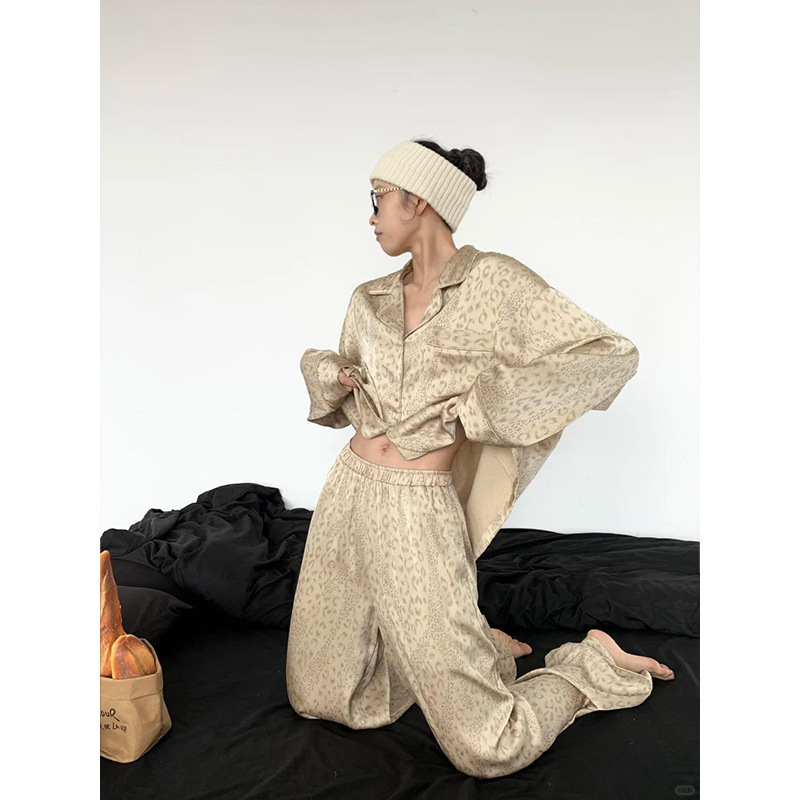 French-Style High-End Light Luxury Women's Pajamas, Elegant Casual Leopard Print Jacquard Simple Women's Long-Sleeve and Long-Pants Set Suitable for Wearing Outside