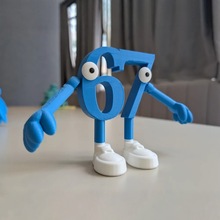 ��ѧ��ľ�׶�԰�к�ƴװ���Ů��С�����������