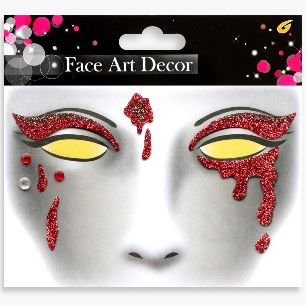 祝日のパーティーの舞台の化粧は顔を貼って化粧のシールを貼ります。